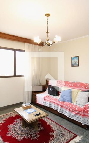 Casa para alugar com 360m², 3 quartos e 5 vagasSala de TV