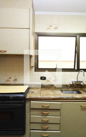 Casa para alugar com 360m², 3 quartos e 5 vagasCozinha