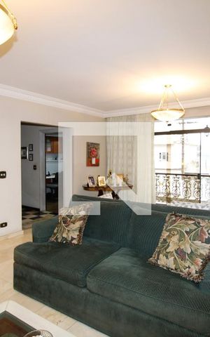 Casa para alugar com 360m², 3 quartos e 5 vagasSala