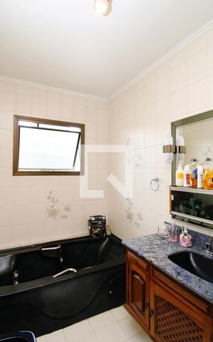 Casa para alugar com 360m², 3 quartos e 5 vagasBanheiro da Suíte 3
