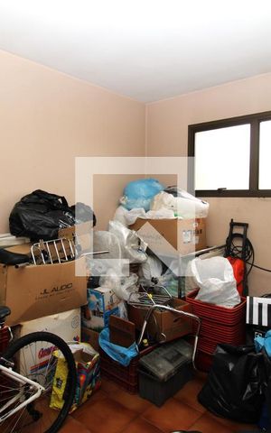 Casa para alugar com 360m², 3 quartos e 5 vagasQuarto Garagem