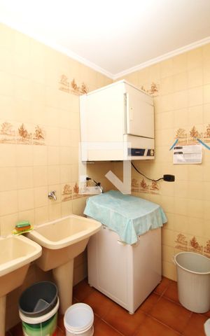 Casa para alugar com 360m², 3 quartos e 5 vagasÁrea de Serviço