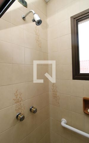 Casa para alugar com 360m², 3 quartos e 5 vagasBanheiro da Suíte 2