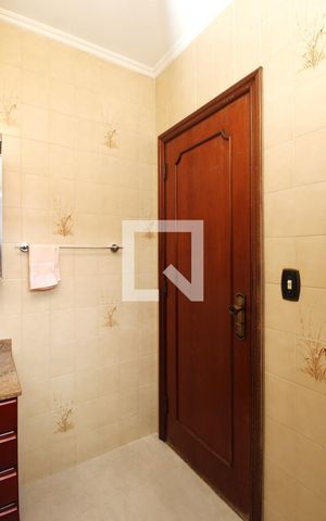 Casa para alugar com 360m², 3 quartos e 5 vagasBanheiro da Suíte 1