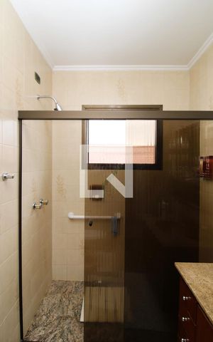 Casa para alugar com 360m², 3 quartos e 5 vagasBanheiro da Suíte 2