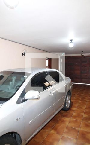 Casa para alugar com 360m², 3 quartos e 5 vagasGaragem