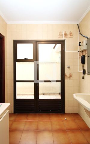 Casa para alugar com 360m², 3 quartos e 5 vagasÁrea de Serviço