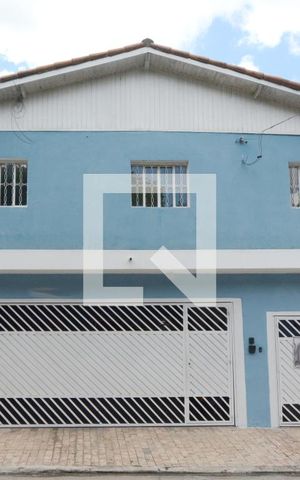 Casa à venda com 300m², 3 quartos e 3 vagasFachada
