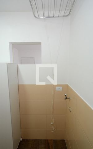 Casa à venda com 300m², 3 quartos e 3 vagasÁrea de Serviço - casa 03