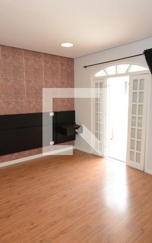 Casa à venda com 300m², 3 quartos e 3 vagasSuíte - casa 1