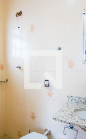 Casa para alugar com 278m², 3 quartos e 5 vagas Casa para alugar com 278m², 3 quartos e 5 vagasBanheiro do quarto 1
