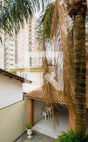 Casa para alugar com 278m², 3 quartos e 5 vagas Casa para alugar com 278m², 3 quartos e 5 vagasVista do quarto 3