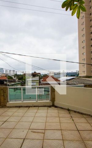 Casa para alugar com 278m², 3 quartos e 5 vagas Casa para alugar com 278m², 3 quartos e 5 vagasVaranda da sala