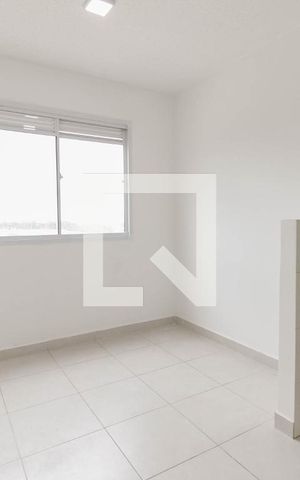 Apartamento à venda com 32m², 2 quartos e sem vaga Apartamento à venda com 32m², 2 quartos e sem vagaSala