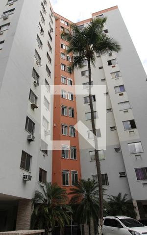 Apartamento para alugar com 58m², 3 quartos e 1 vagaFachada