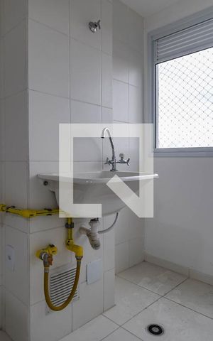 Apartamento para alugar com 42m², 2 quartos e 1 vaga Apartamento para alugar com 42m², 2 quartos e 1 vagaÁrea de Serviço