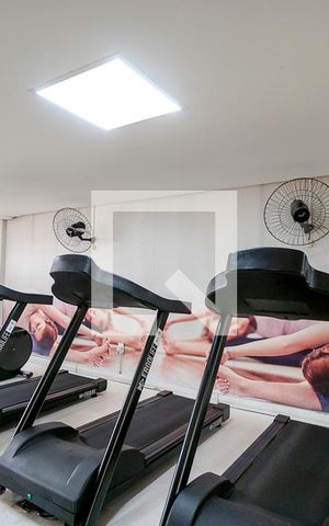 Apartamento à venda com 70m², 2 quartos e 2 vagas Apartamento à venda com 70m², 2 quartos e 2 vagasAcademia