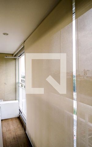 Apartamento à venda com 70m², 2 quartos e 2 vagas Apartamento à venda com 70m², 2 quartos e 2 vagasVaranda