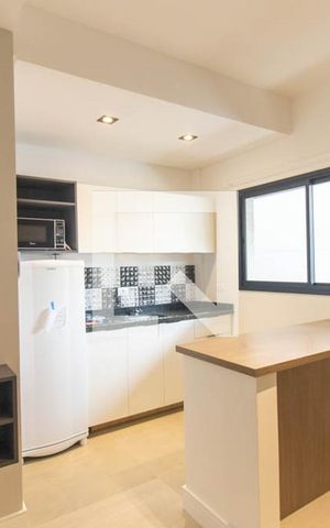 Apartamento para alugar com 33m², 1 quarto e 1 vaga Apartamento para alugar com 33m², 1 quarto e 1 vagaSala/Cozinha