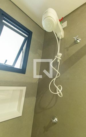 Apartamento para alugar com 33m², 1 quarto e 1 vaga Apartamento para alugar com 33m², 1 quarto e 1 vagaBanheiro Social