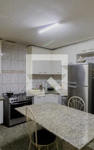Casa à venda com 520m², 3 quartos e 8 vagasCozinha
