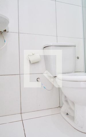 Studio para alugar com 50m², 0 quarto e sem vaga Studio para alugar com 50m², 0 quarto e sem vagaBanheiro