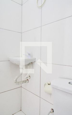 Studio para alugar com 50m², 0 quarto e sem vaga Studio para alugar com 50m², 0 quarto e sem vagaBanheiro