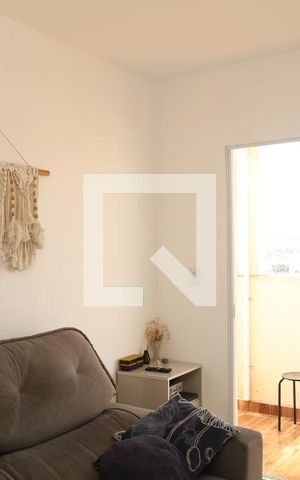 Apartamento à venda com 70m², 2 quartos e 1 vagaSala