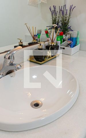 Apartamento à venda com 110m², 2 quartos e 1 vaga Apartamento à venda com 110m², 2 quartos e 1 vagaBanheiro 2