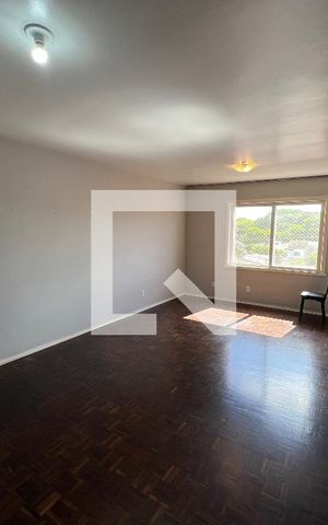 Apartamento para alugar com 114m², 3 quartos e sem vaga Apartamento para alugar com 114m², 3 quartos e sem vagaSala