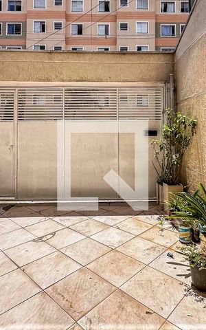 Casa à venda com 135m², 3 quartos e 4 vagas Casa à venda com 135m², 3 quartos e 4 vagasGaragem
