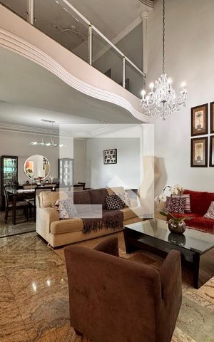 Casa à venda com 539m², 4 quartos e 5 vagasSala