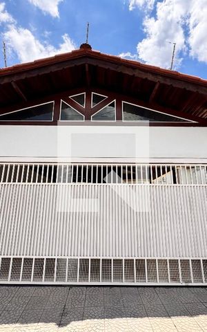 Casa à venda com 539m², 4 quartos e 5 vagasFachada