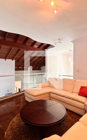 Casa à venda com 539m², 4 quartos e 5 vagasSala de TV