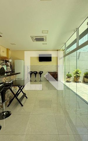 Casa à venda com 539m², 4 quartos e 5 vagasÁrea gourmet 
