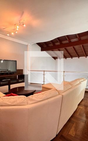Casa à venda com 539m², 4 quartos e 5 vagasSala de TV