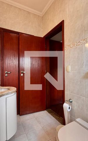 Casa à venda com 539m², 4 quartos e 5 vagasBanheiro suíte 1