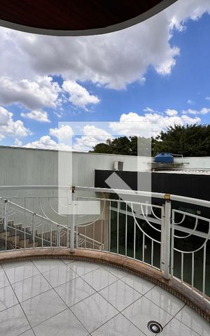 Casa à venda com 539m², 4 quartos e 5 vagasSacada