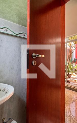 Casa à venda com 539m², 4 quartos e 5 vagasLavabo