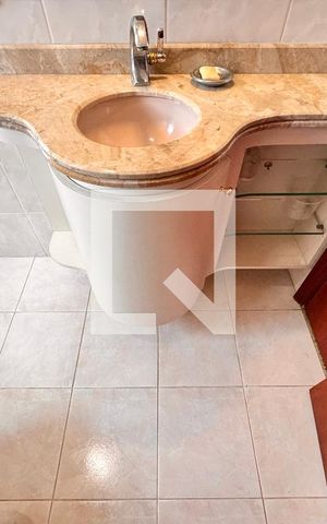 Casa à venda com 539m², 4 quartos e 5 vagasBanheiro suíte 1