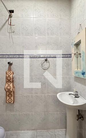 Casa à venda com 539m², 4 quartos e 5 vagasBanheiro salão de festas 1