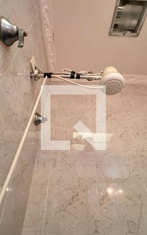 Casa à venda com 539m², 4 quartos e 5 vagasBanheiro da suíte 3