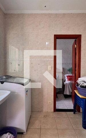 Casa à venda com 539m², 4 quartos e 5 vagasLavanderia 
