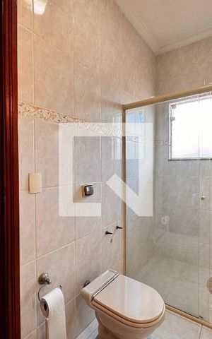 Casa à venda com 539m², 4 quartos e 5 vagasBanheiro suíte 1