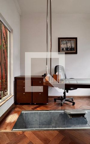 Casa à venda com 539m², 4 quartos e 5 vagasEscritório 