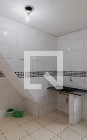 Casa para alugar com 40m², 1 quarto e sem vaga Casa para alugar com 40m², 1 quarto e sem vagaCozinha