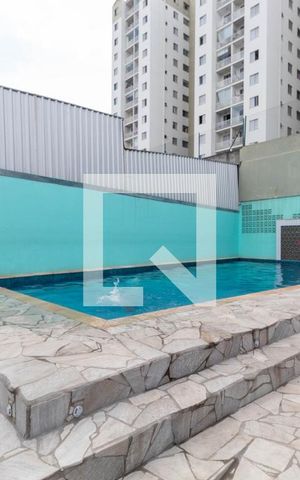 Apartamento à venda com 65m², 2 quartos e 1 vaga Apartamento à venda com 65m², 2 quartos e 1 vagaÁrea comum - Piscina