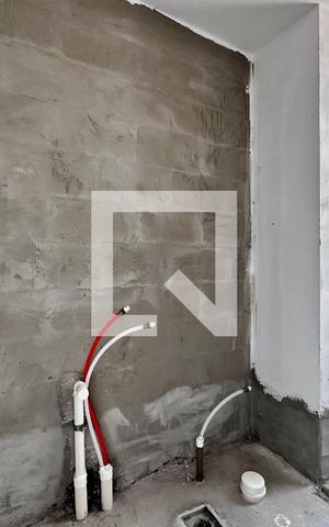 Apartamento à venda com 211m², 3 quartos e 3 vagas Apartamento à venda com 211m², 3 quartos e 3 vagasBanheiro Suíte 2