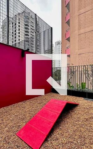 Apartamento à venda com 211m², 3 quartos e 3 vagas Apartamento à venda com 211m², 3 quartos e 3 vagasEspaço Pet