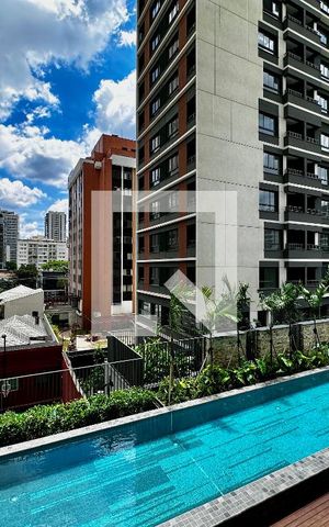 Apartamento à venda com 211m², 3 quartos e 3 vagas Apartamento à venda com 211m², 3 quartos e 3 vagasVista Área de Serviço